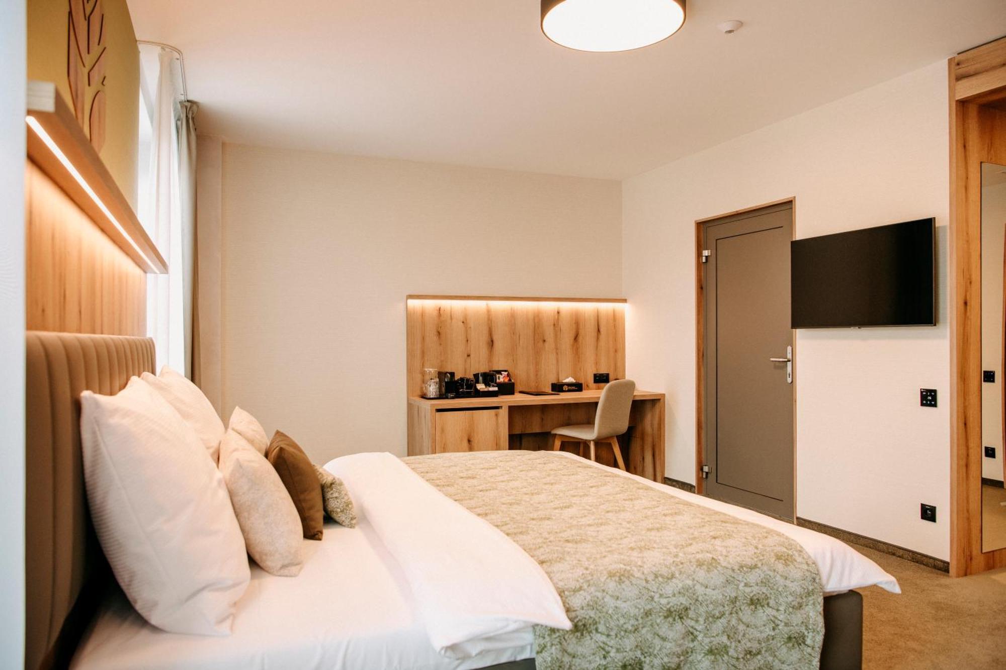 Rm Hotel Wellness & Congress Prievidza Ngoại thất bức ảnh