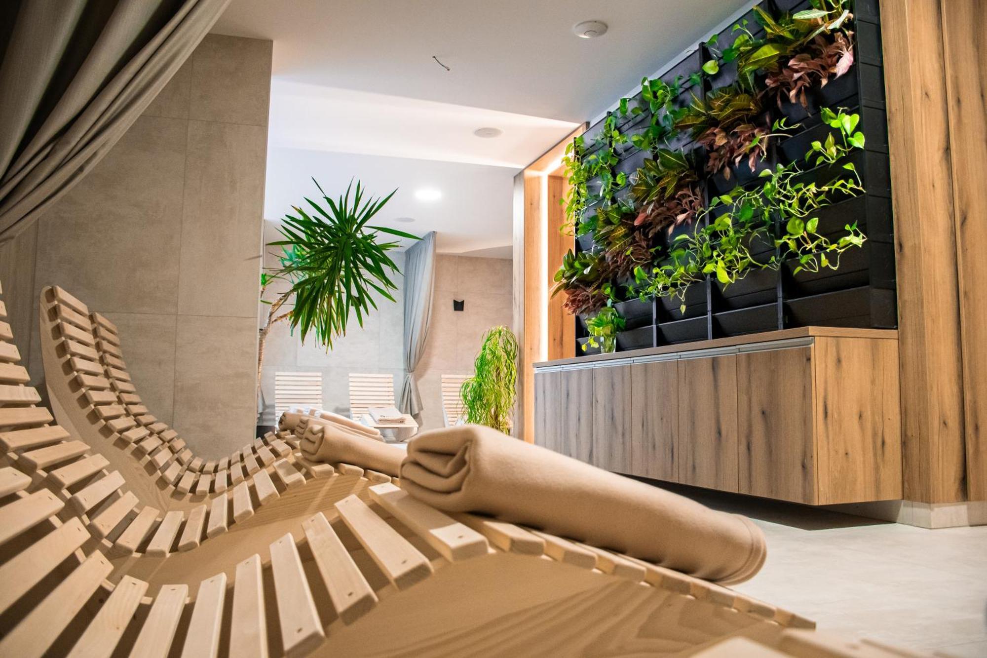 Rm Hotel Wellness & Congress Prievidza Ngoại thất bức ảnh