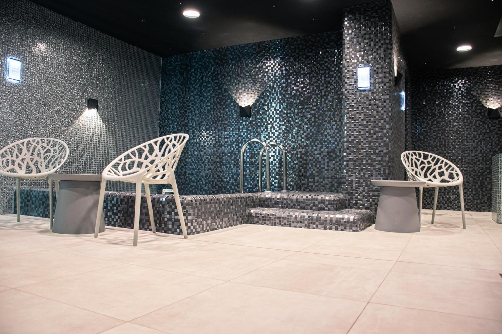 Rm Hotel Wellness & Congress Prievidza Ngoại thất bức ảnh