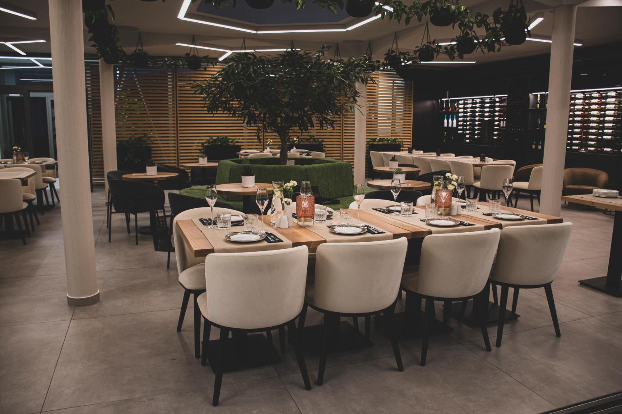 Rm Hotel Wellness & Congress Prievidza Ngoại thất bức ảnh
