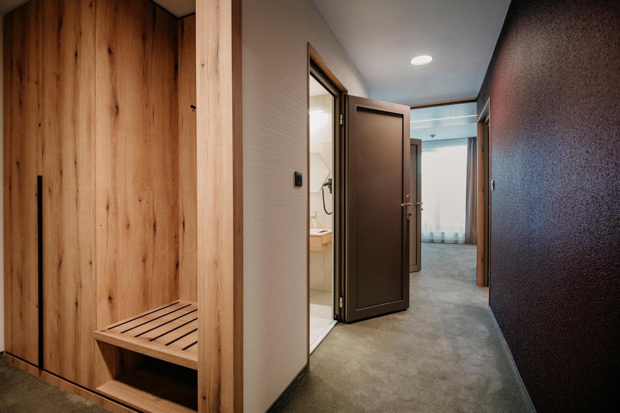 Rm Hotel Wellness & Congress Prievidza Ngoại thất bức ảnh