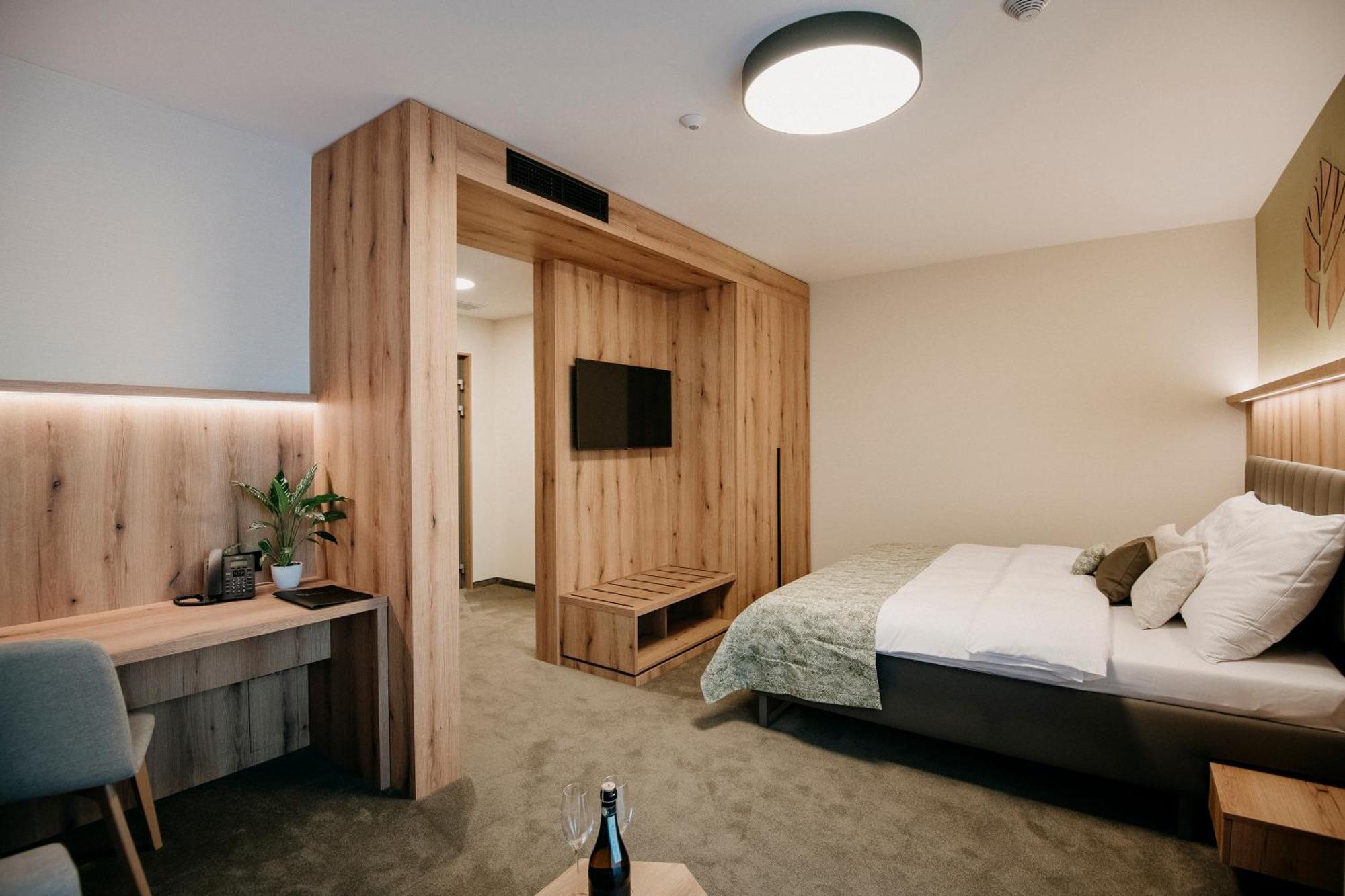 Rm Hotel Wellness & Congress Prievidza Ngoại thất bức ảnh